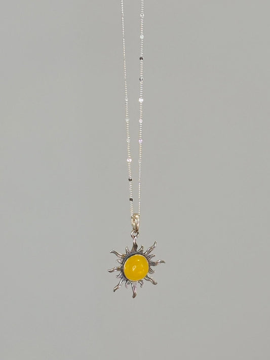 Pendentif Soleil en Ambre et Argent